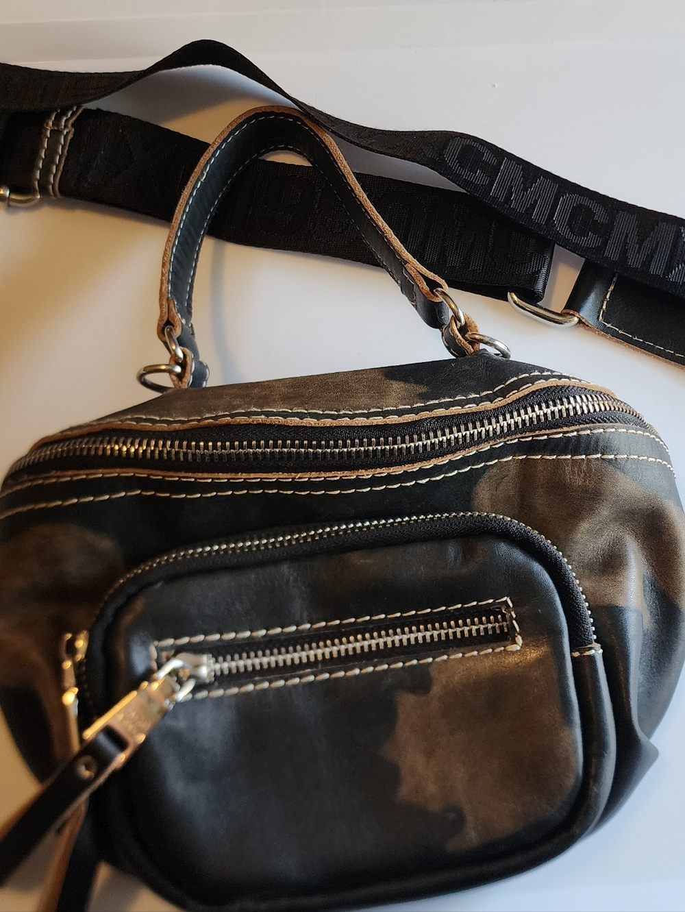 Steve Madden Leather Distressed Crossbody Bag Purse Brown Black Silver Accents